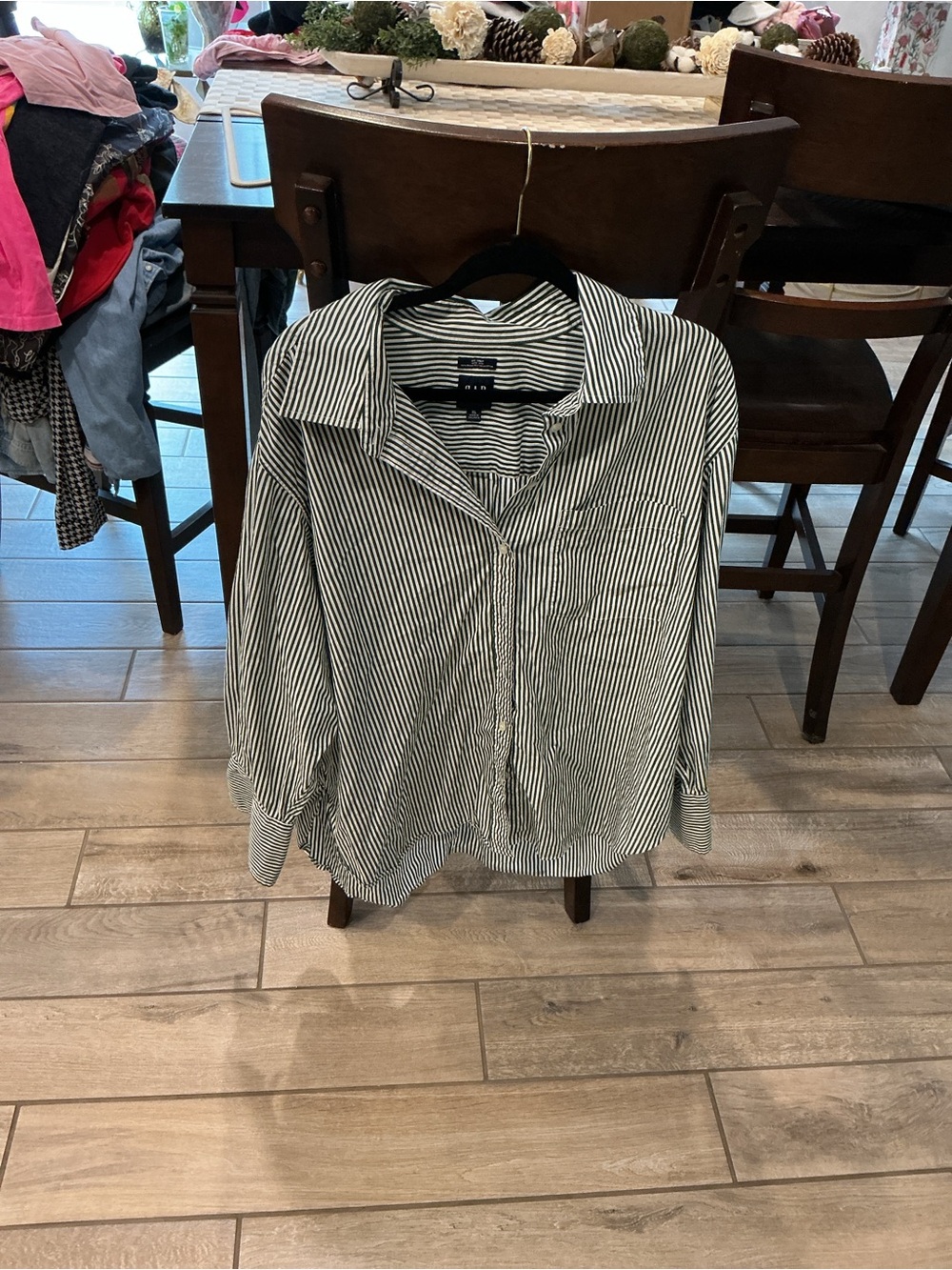 GAP Women's Black and White Vertical Stripe Button-Down Shirt
